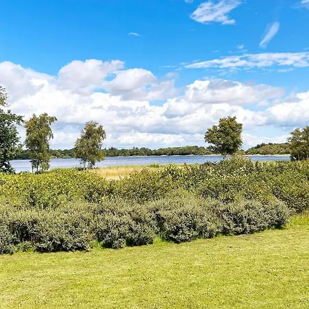 Vakantiehuis Stylish Lakeview Retreat-by Traum *